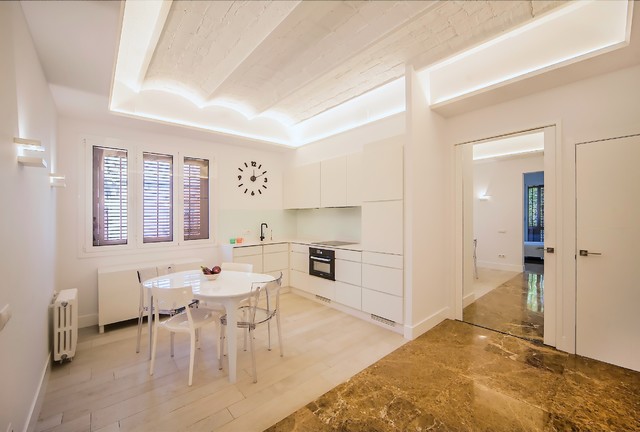 Eixample Appartment modern-kitchen