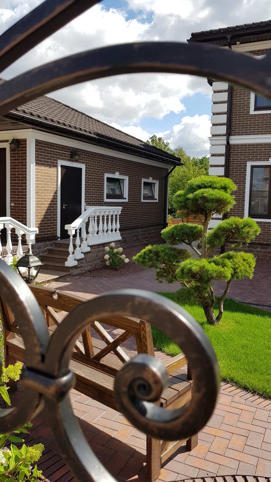 Дизайн участка с уклоном более 7 м.