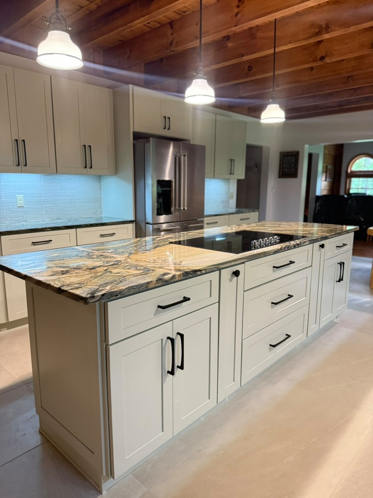 Modern Rustic Cabin Kitchen Inspiration