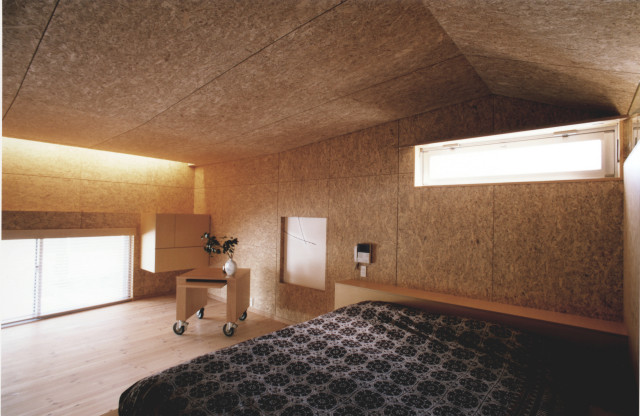 府中の住宅 moderno-dormitorio