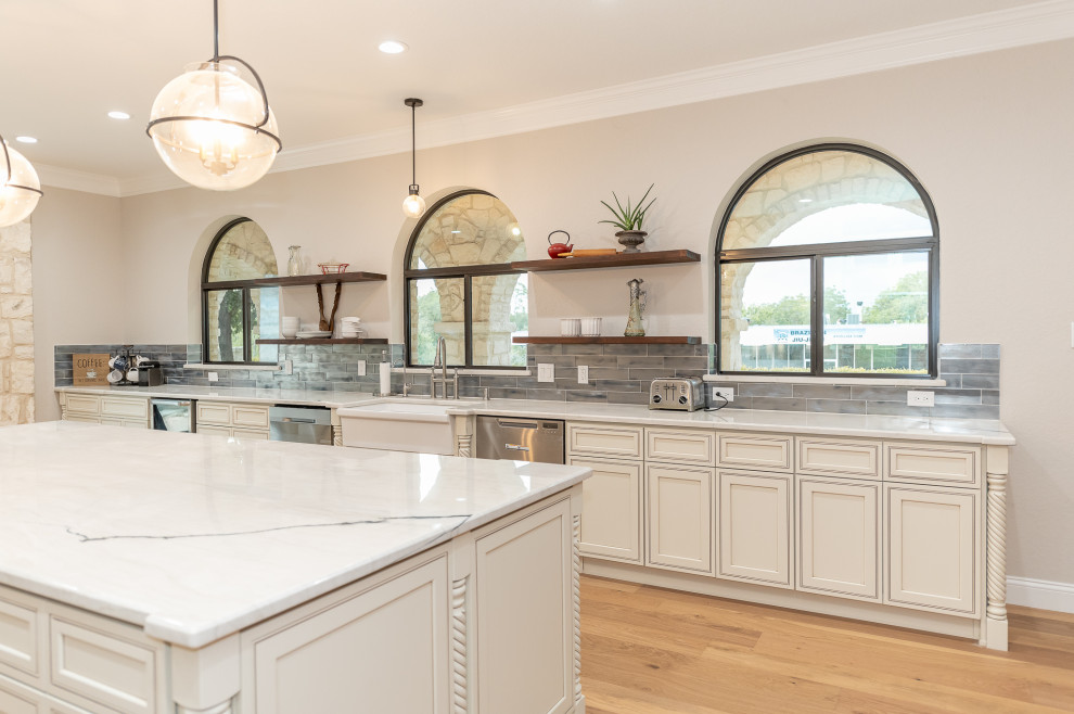 102 Cloverleaf