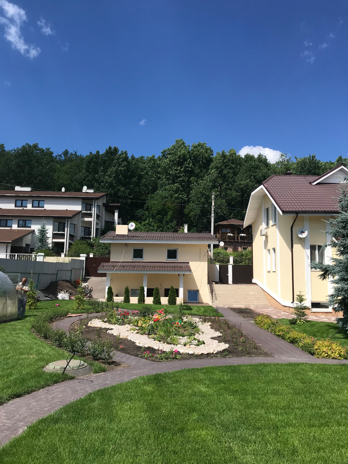 строительство загородного дома. Ремонт квартир и домов