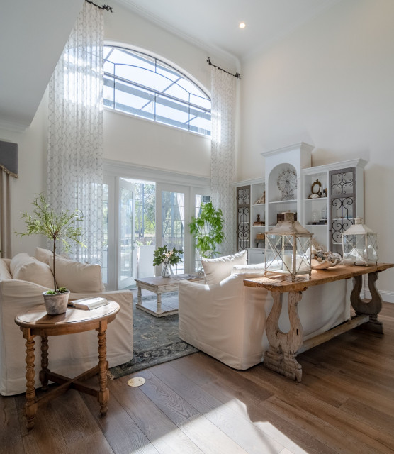 Country French Estate french-country-wohnbereich