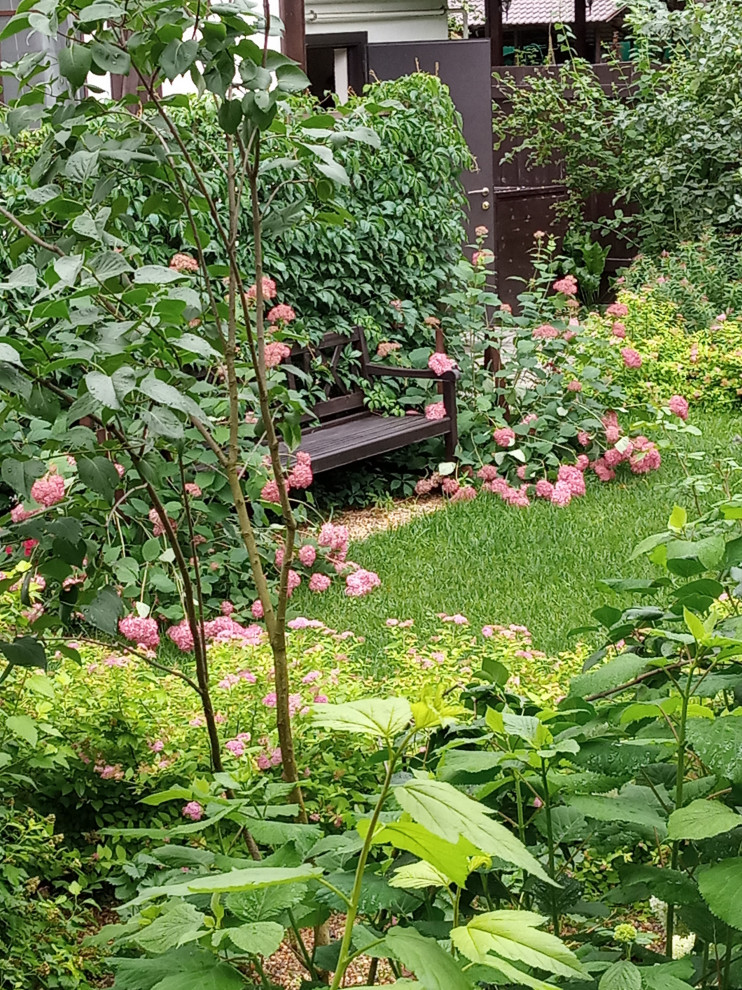 Сад в Рожновке