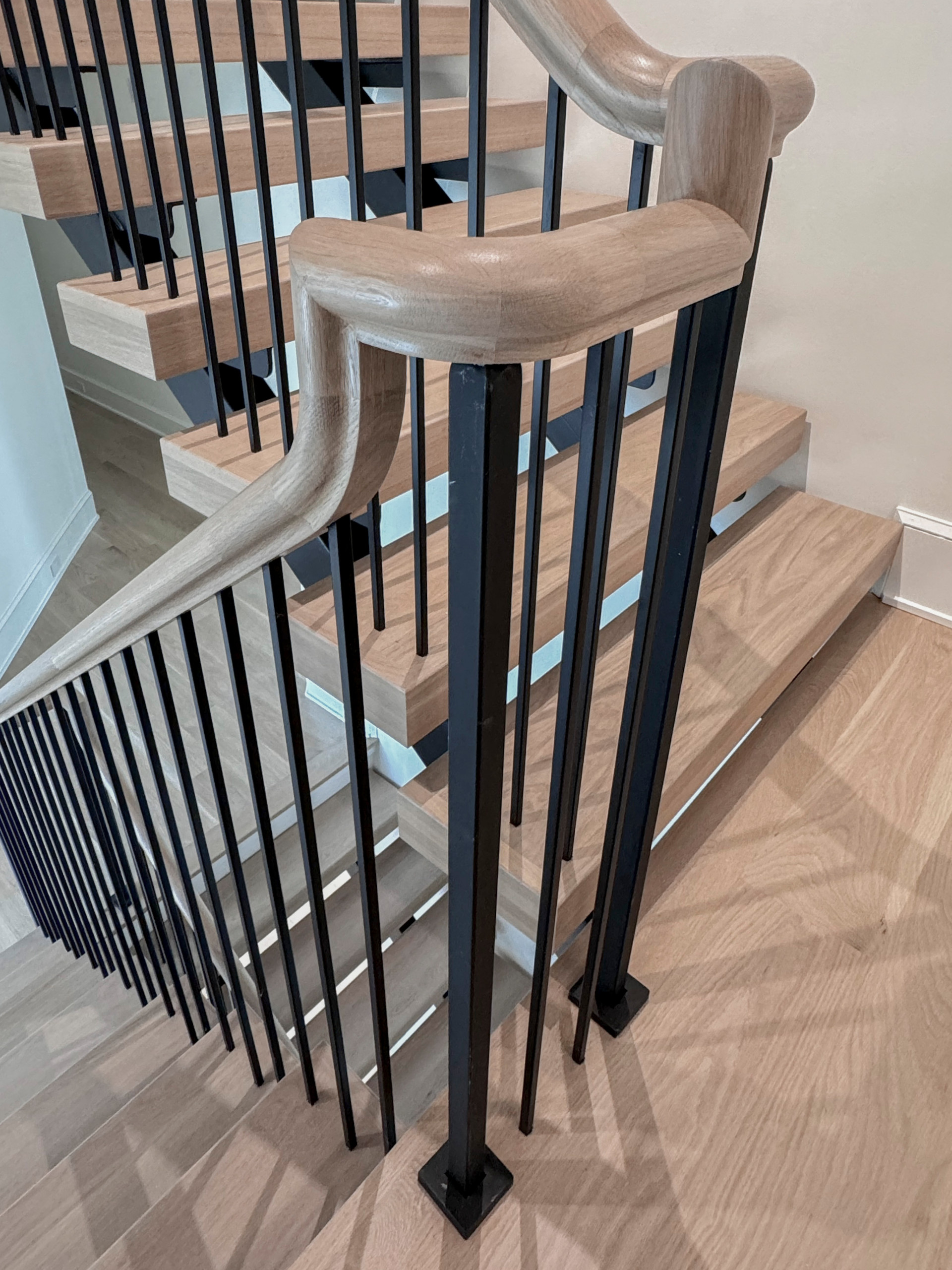 122_Modern Steel & Wood Floating Staircase, Arlington VA 22207