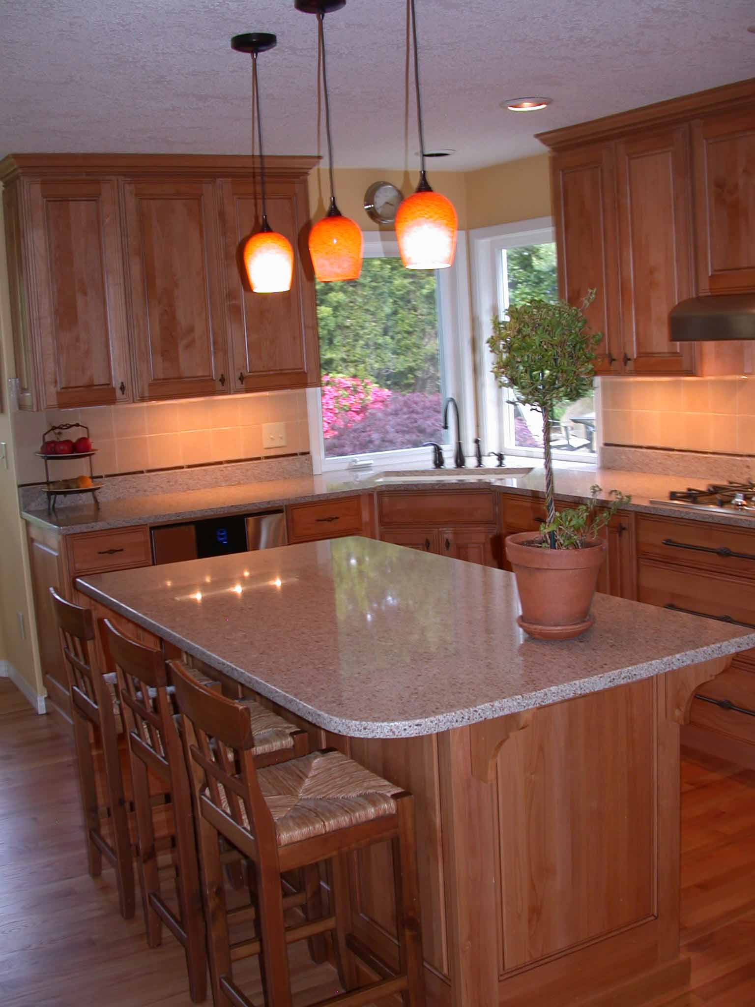 Kitchen with glazed cabinets