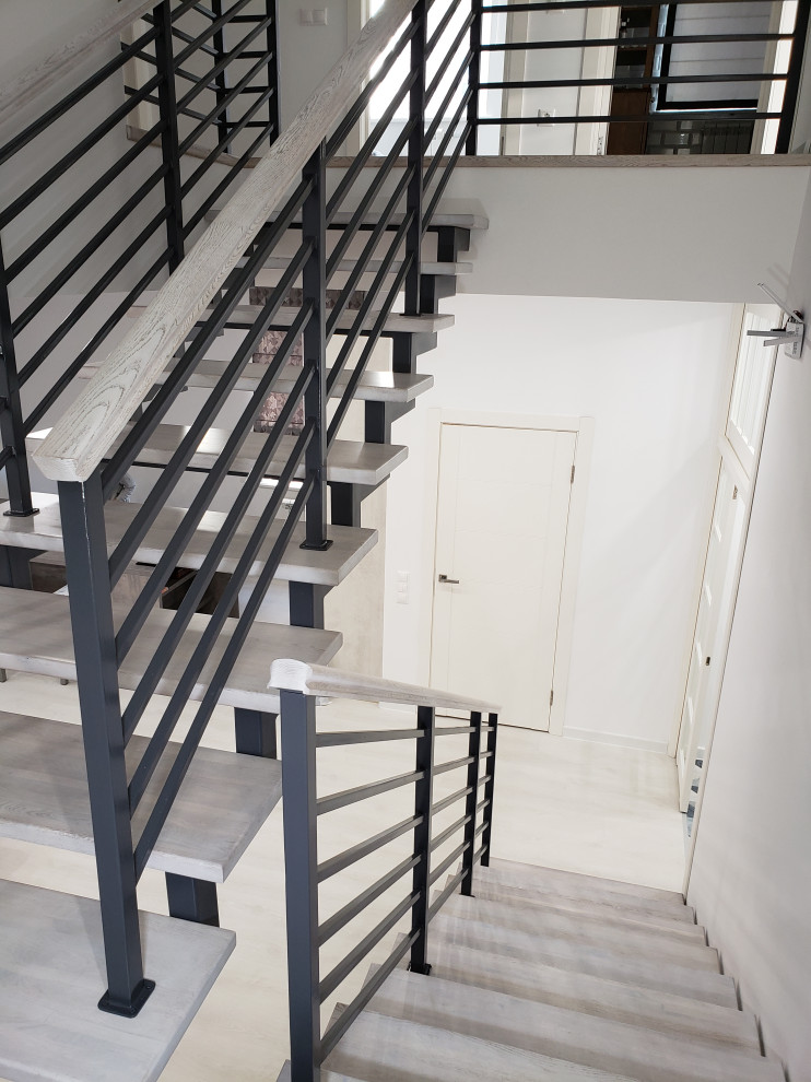 Лестница в стиле минимализм