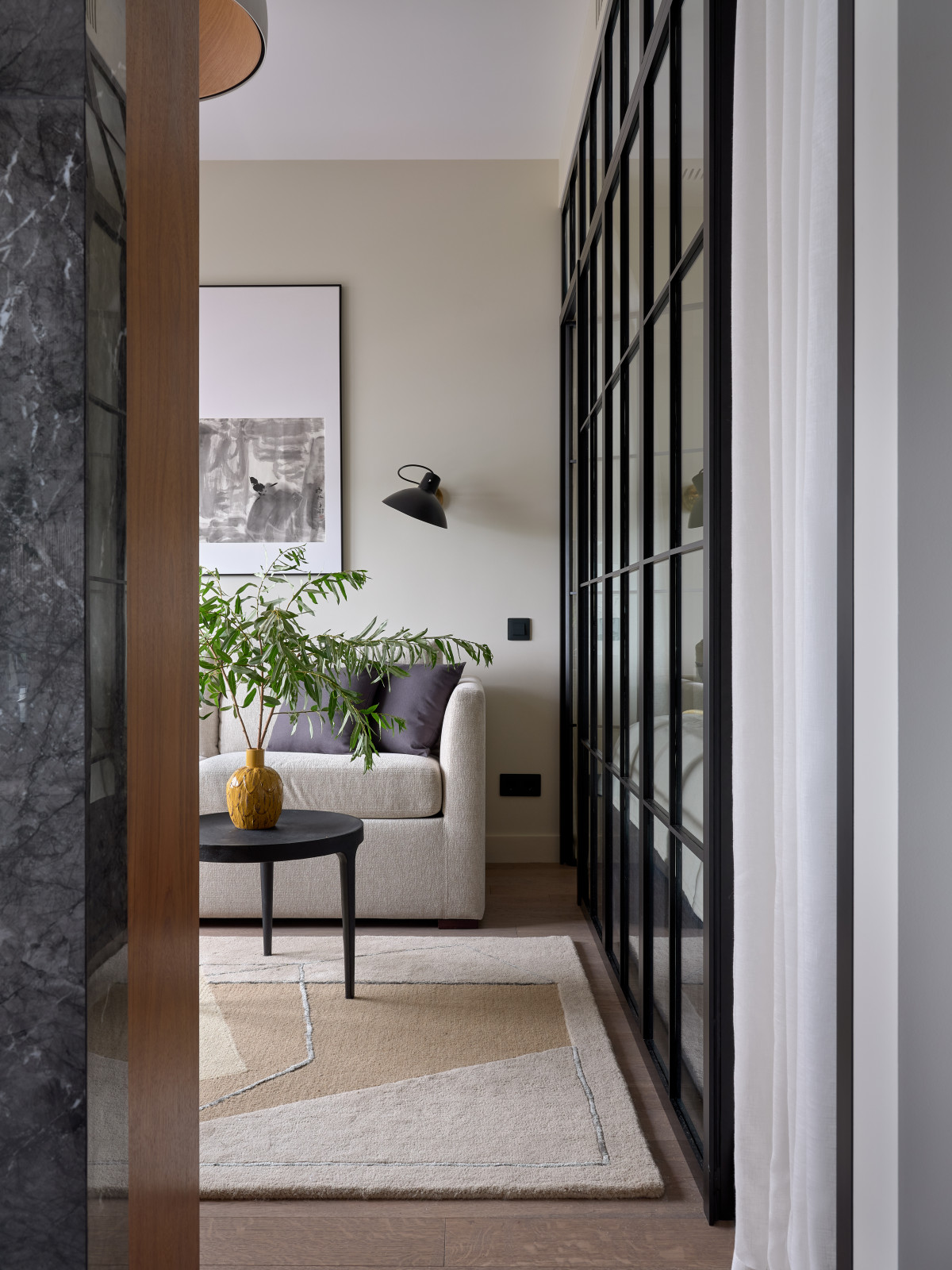 Современный интерьер с нотками Азии