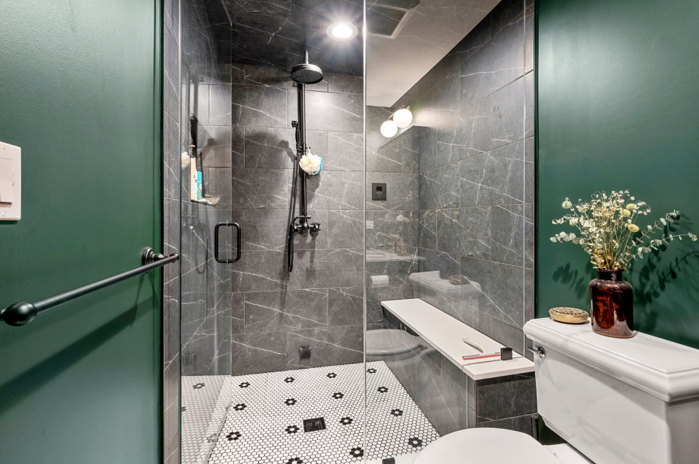 Design ideas for a midcentury bathroom in Chicago.