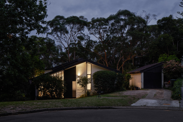 Ironbark Architecture + Design - Pettit + Sevitt MKII Loftus – 1967 retro-hus-og-facade