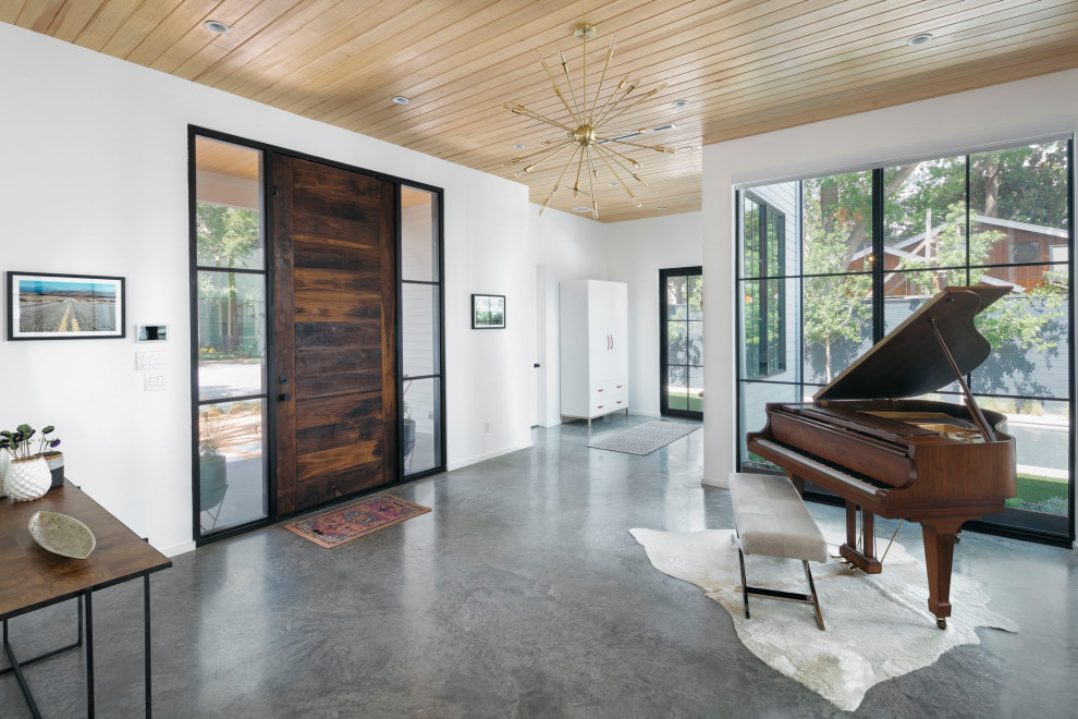 Entryway - transitional entryway idea in Houston