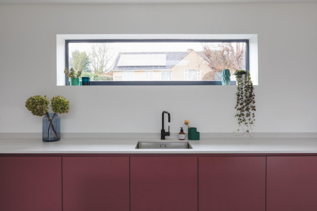 Handleless Plum Kitchen contemporary-kitchen