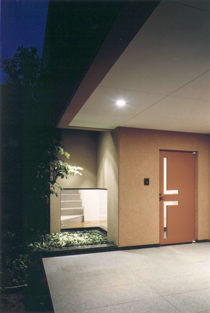 Ou邸 moderno-porche