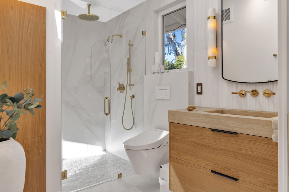 Inspiration for a contemporary bathroom remodel in San Francisco