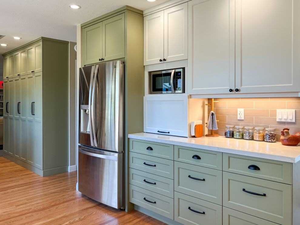 Rosemary Sprig & White