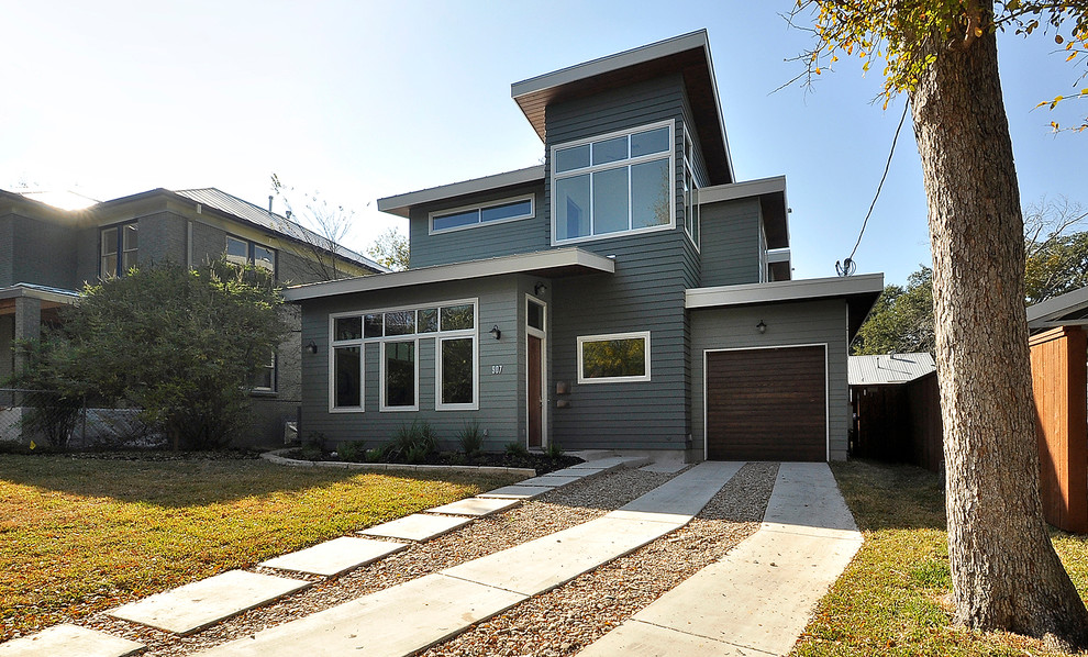 Photo of a contemporary exterior in Austin.