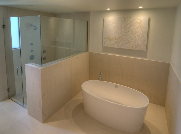 BATHROOM REMOLDING