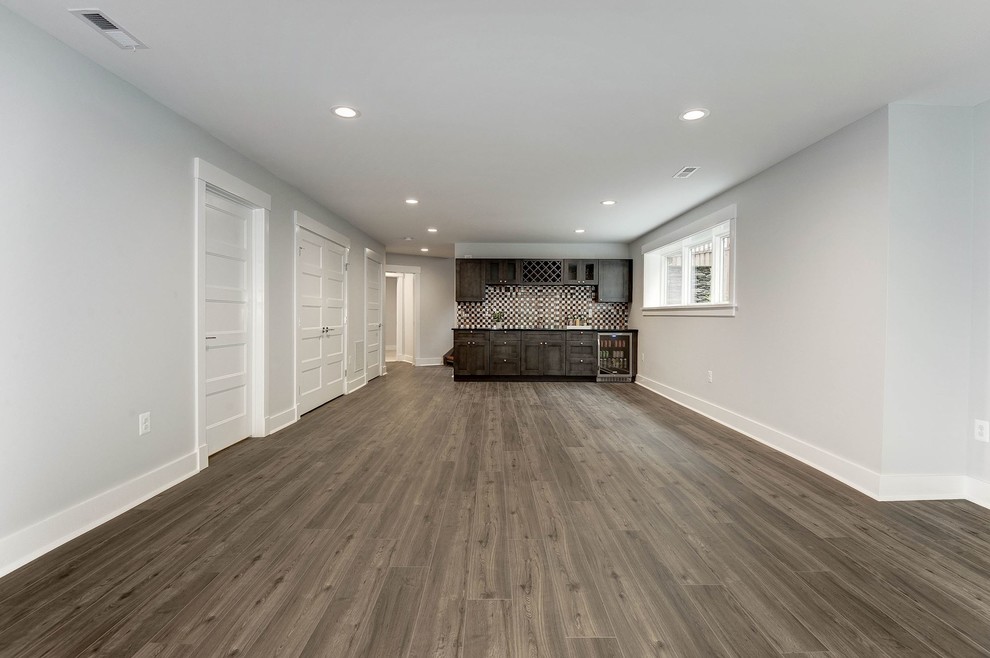 Example of a transitional home design design in DC Metro