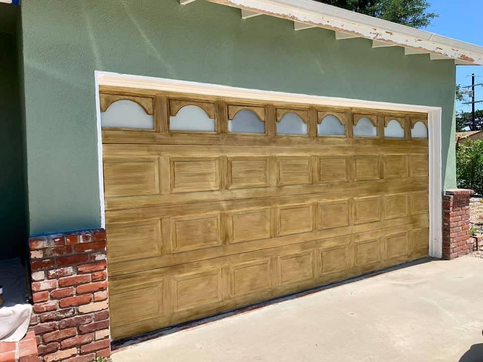 Garage Door Transformation (BEFORE)