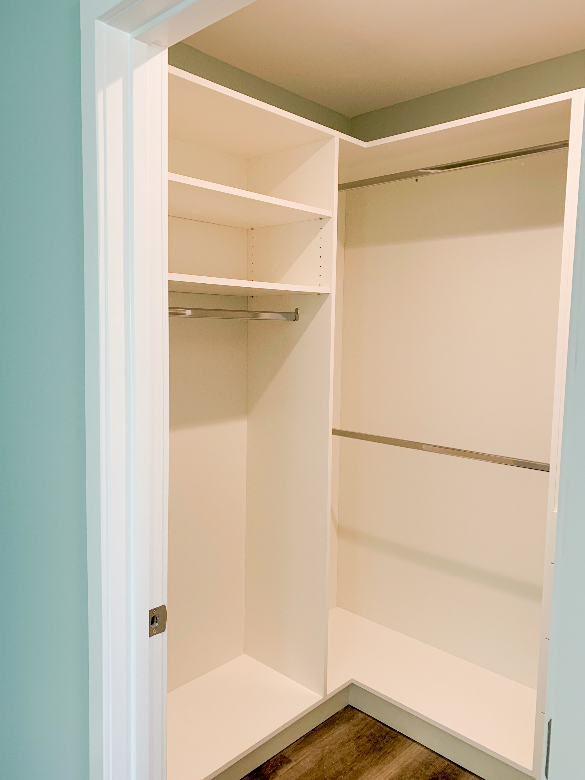 Small spaces Walk in closet