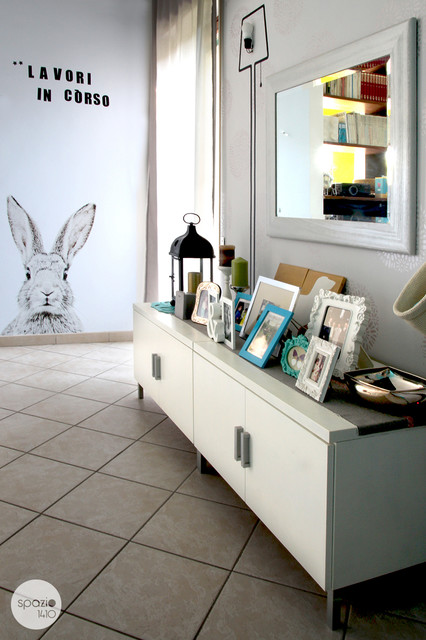M&V flat eclectic
