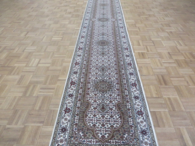 2'8x16 Runner Handmade Ivory Mahi Tabriz Rug Wool and Silk