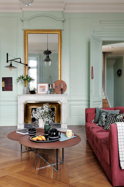 salon contemporary-family-room