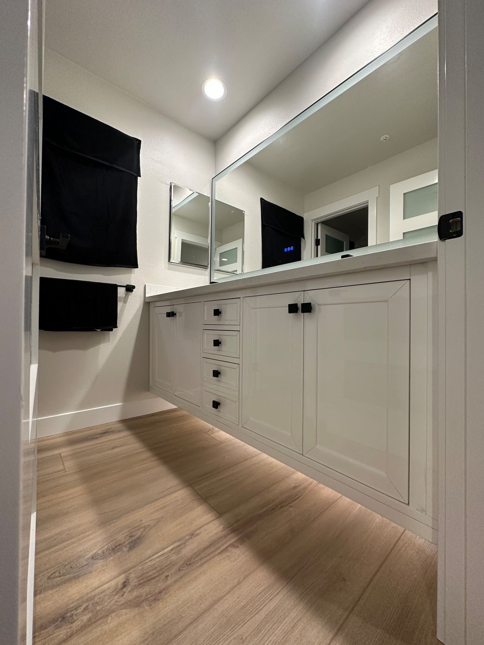 Inspiration for a contemporary home design remodel in Orange County