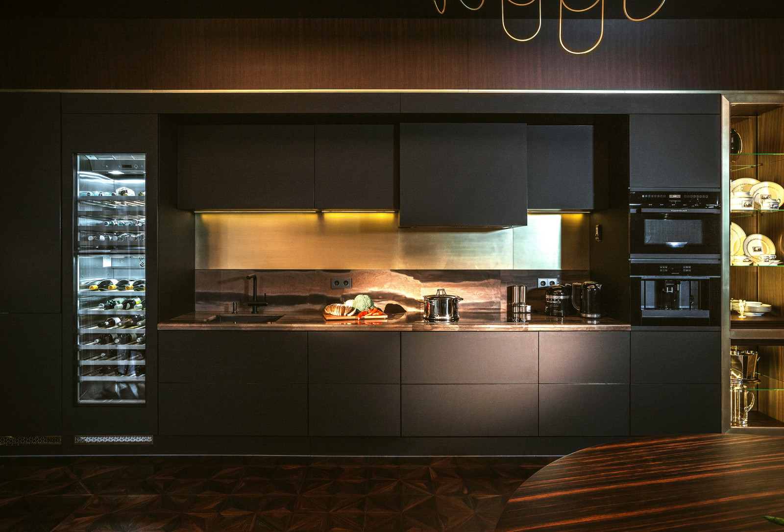 Квартира в темном стиле