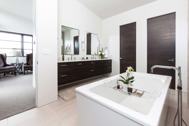 LD No. 0077 salle-de-bain