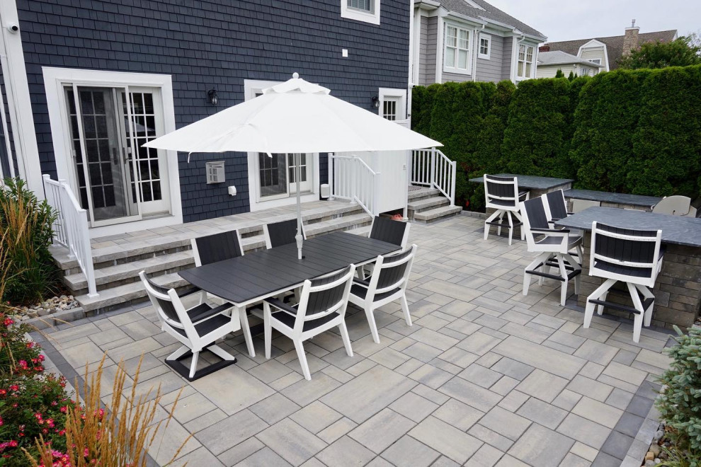 Sea Girt, NJ: Private Outdoor Living & Garden with Outdoor Kitchen/Bar & Firepit