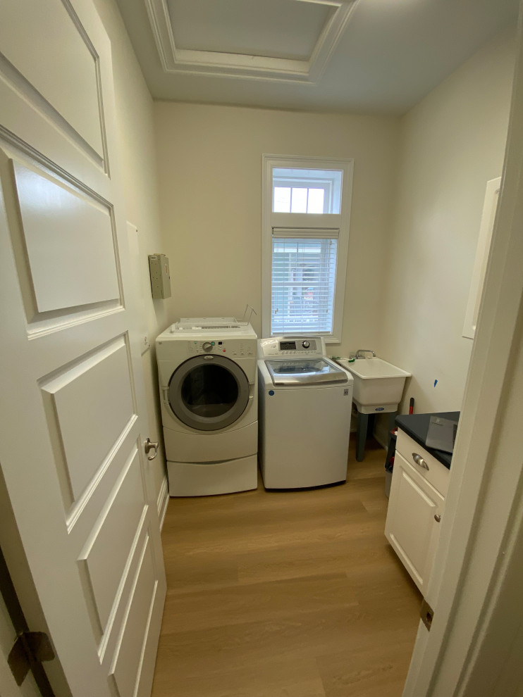 Anastasia Dunes Laundry