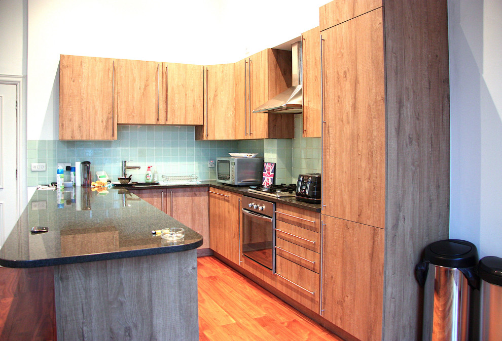 Bespoke Brown kitchen Made to measure