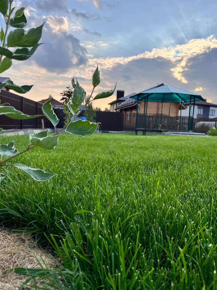 Ландшафтный дизайн территории частного владения в КП "Земляничная поляна"