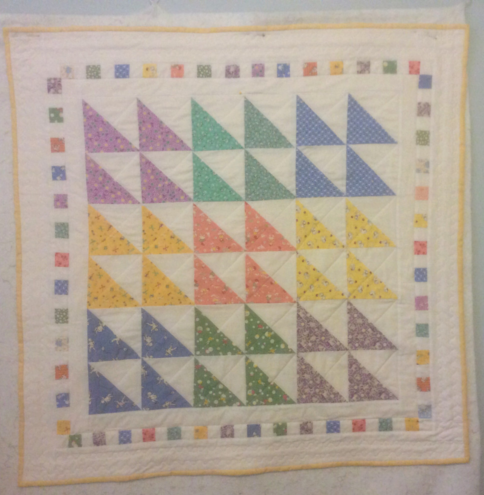 Finished A HST Baby Quilt!