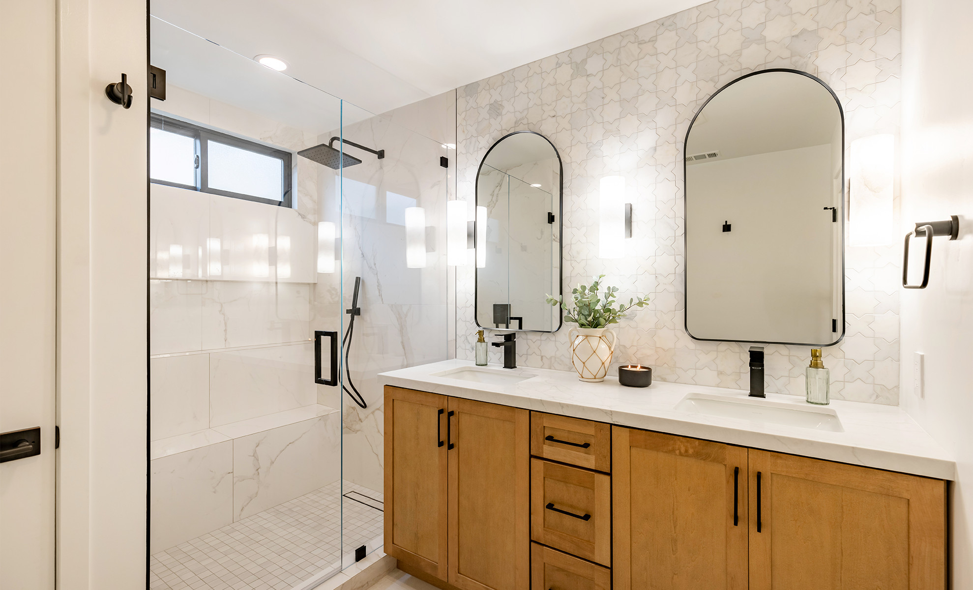 Palm Springs Bathroom