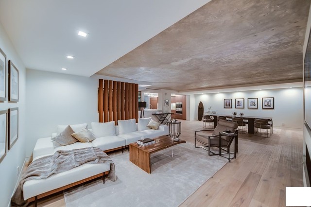 Ocean Ave LA Remodeling Living Room modern-wohnbereich