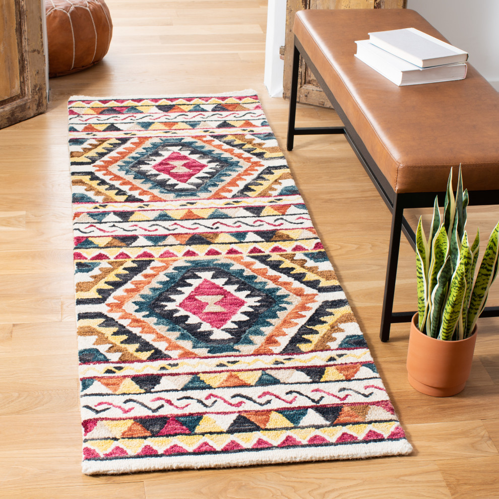 Safavieh Aspen Collection APN806 Rug, 2'3"x7' Southwestern Hall And