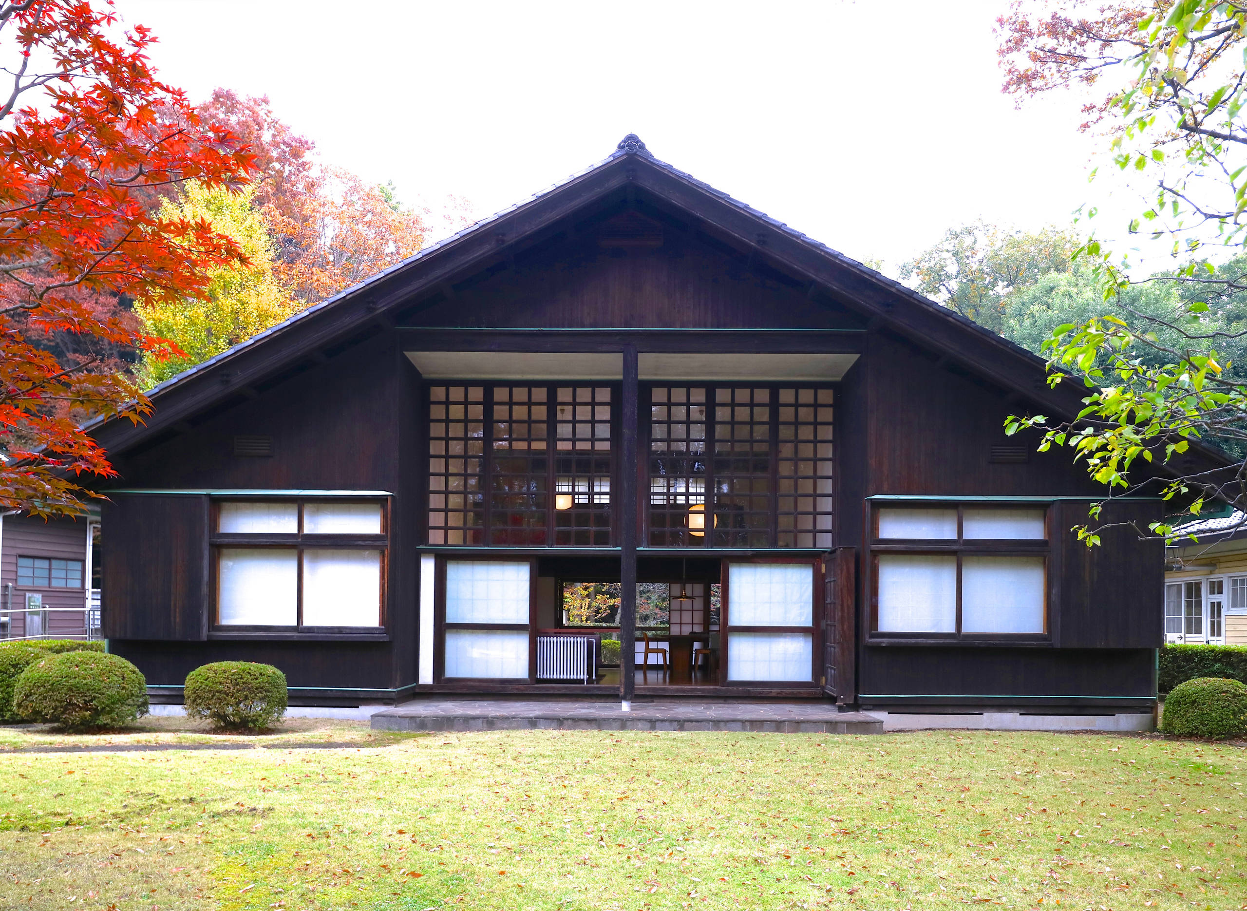 Maekawa Kunio and the Emergence of Japanese Modernist
