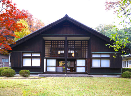 日本家屋の特徴を生かした モダニズムの建築家 前川國男の自邸 Houzz ハウズ