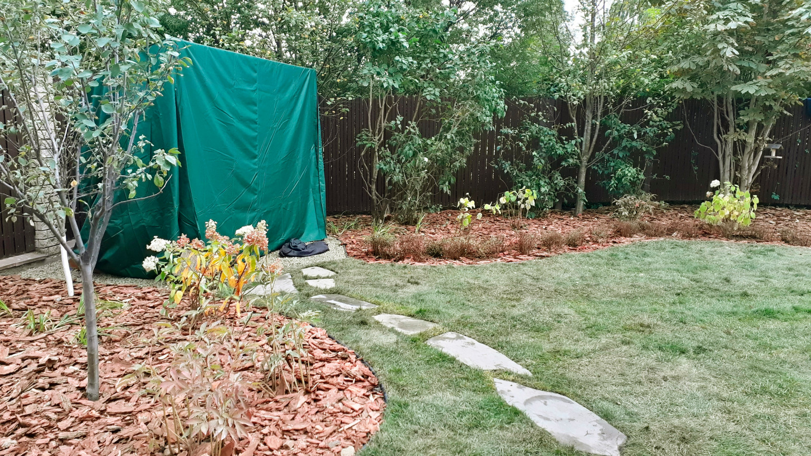 Сад при таунхаусе