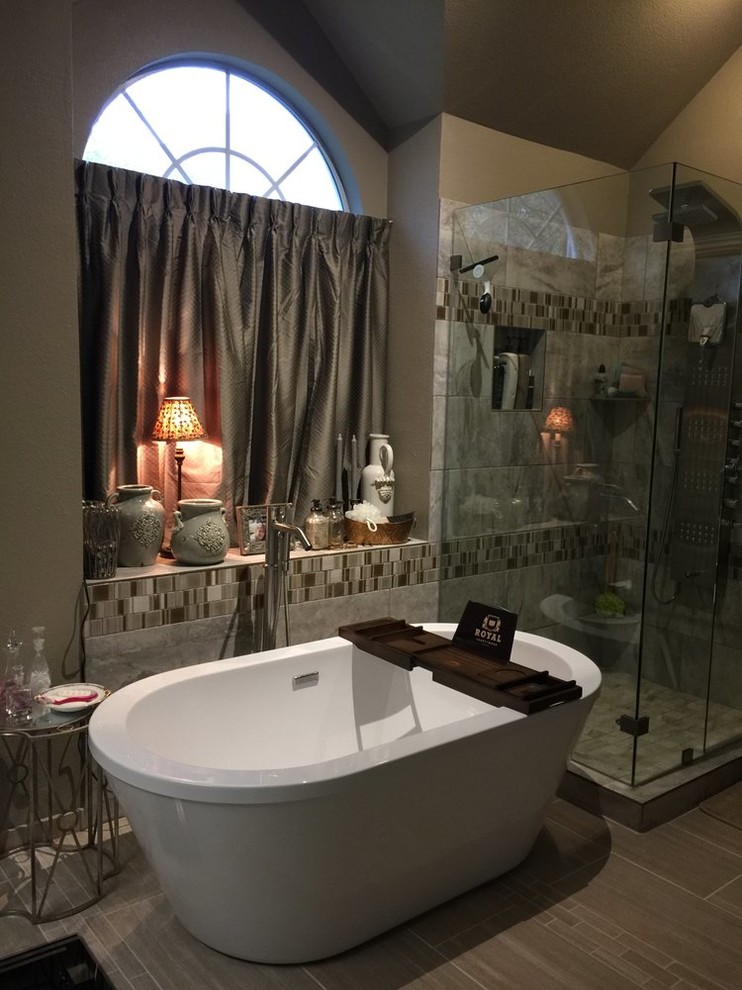Bathroom - bathroom idea in Austin