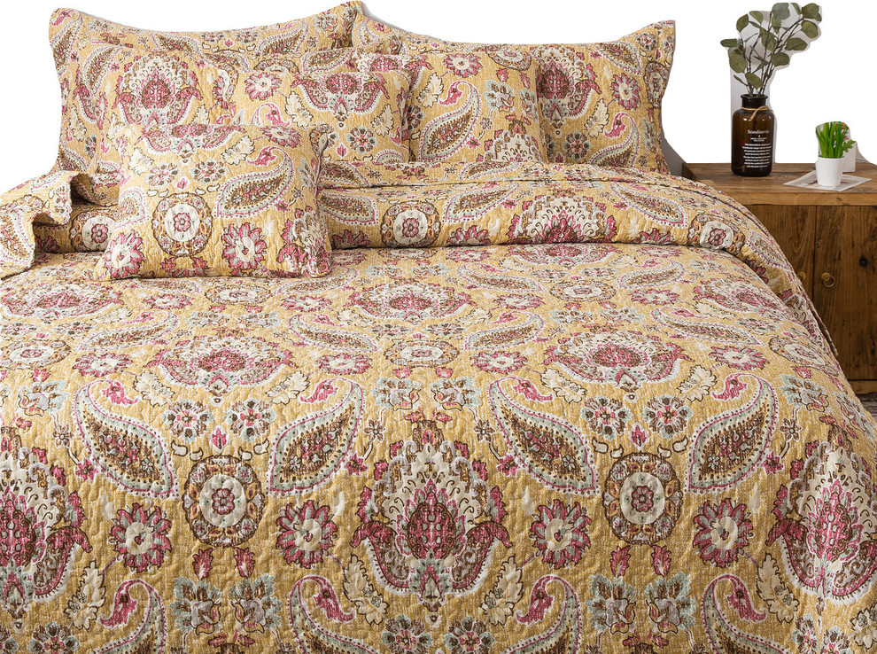 Tache Boho Summer Gold Royal Medallion Lightweight Bedspread Quilt Set