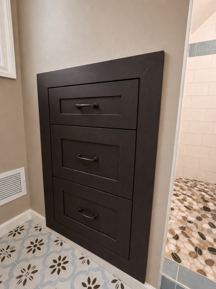 Hillsdale -1934 Cape Cod Kids Bath Remodel