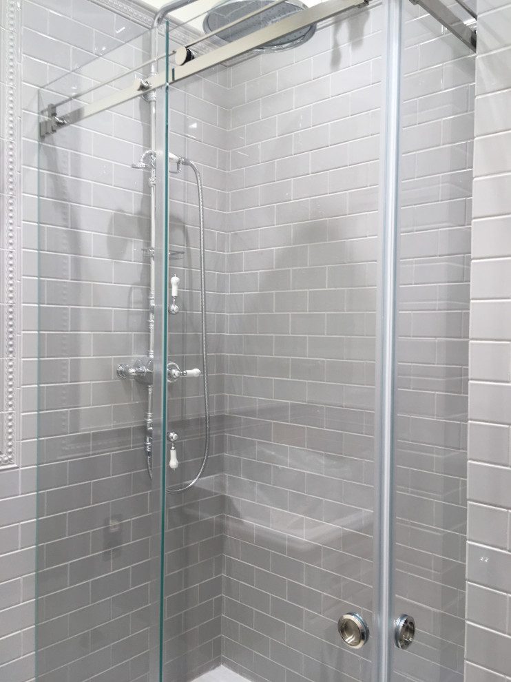 Душевая кабина в квартире