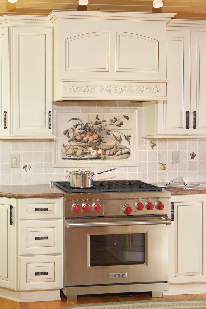 Solon custom cabinets painted with ginger glaze - Traditional - Kitchen