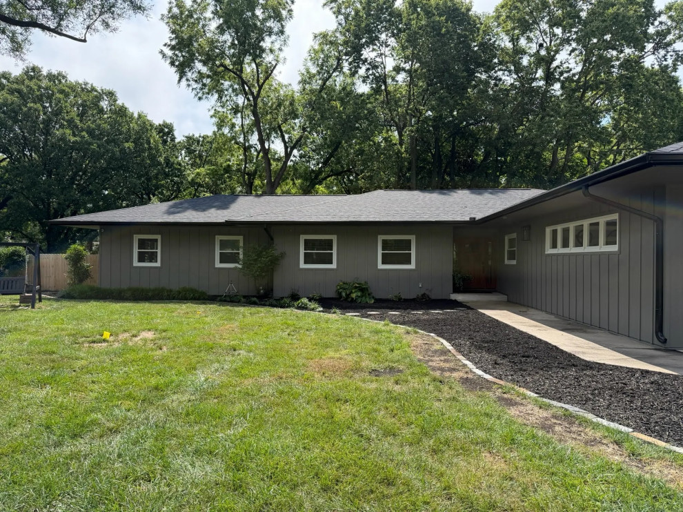 Exterior Home Remodel & Garage Renovation – Liberty, MO