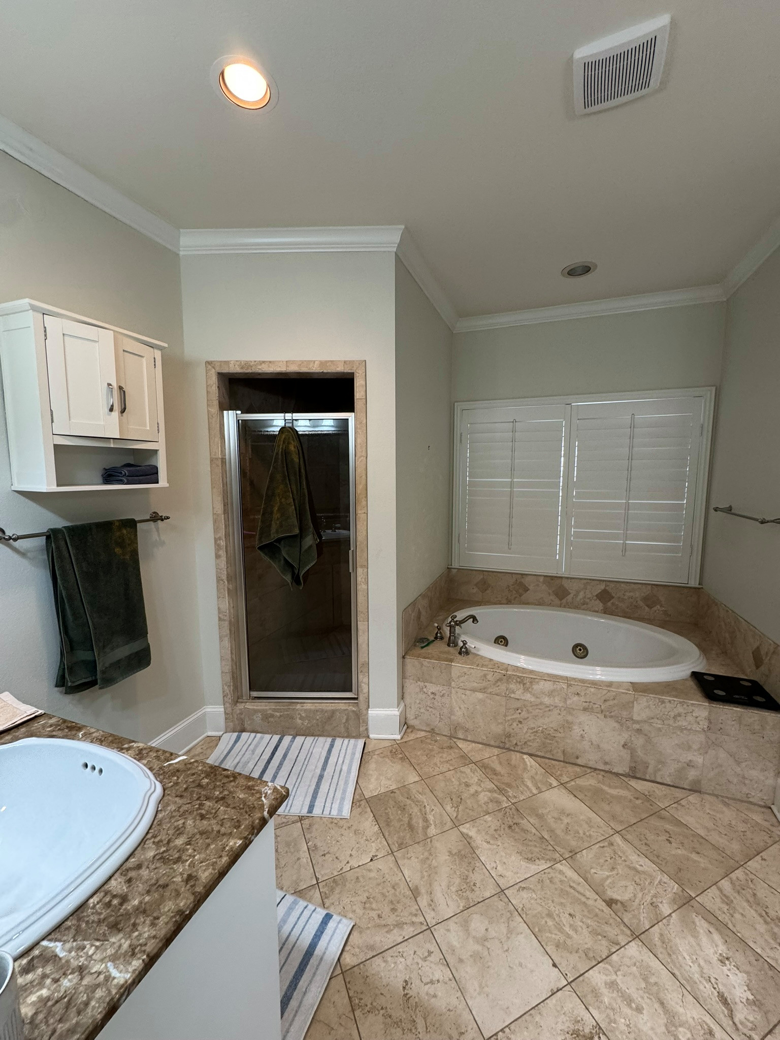 75124 - Lakewood Heights Bathroom Remodel - BEFORE, DURING and AFTER