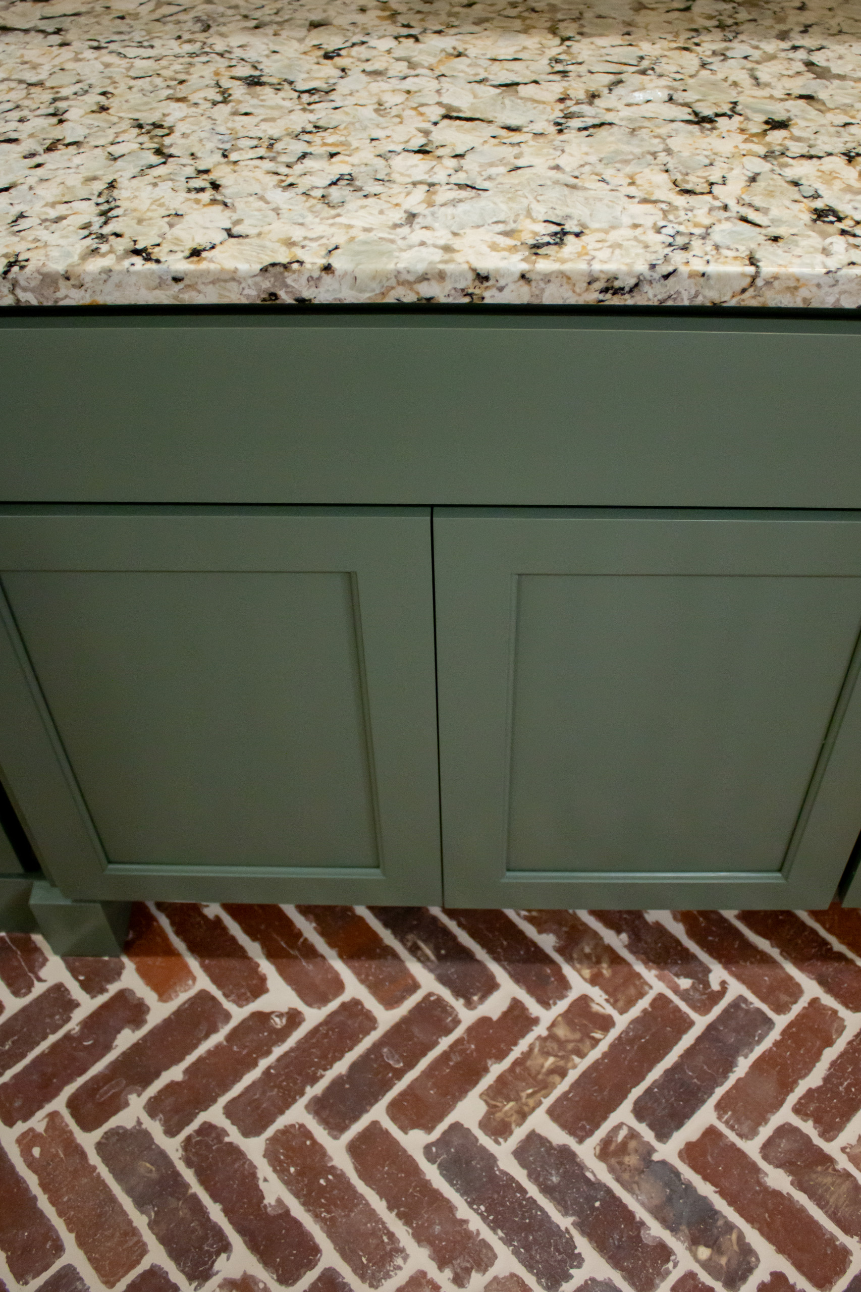 Albright Traditional Home - Laundry Room