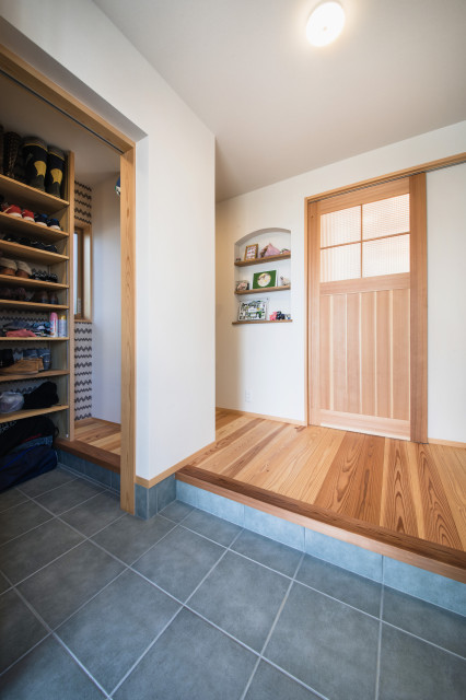鶴見　Ｌ型の家 modern-entry